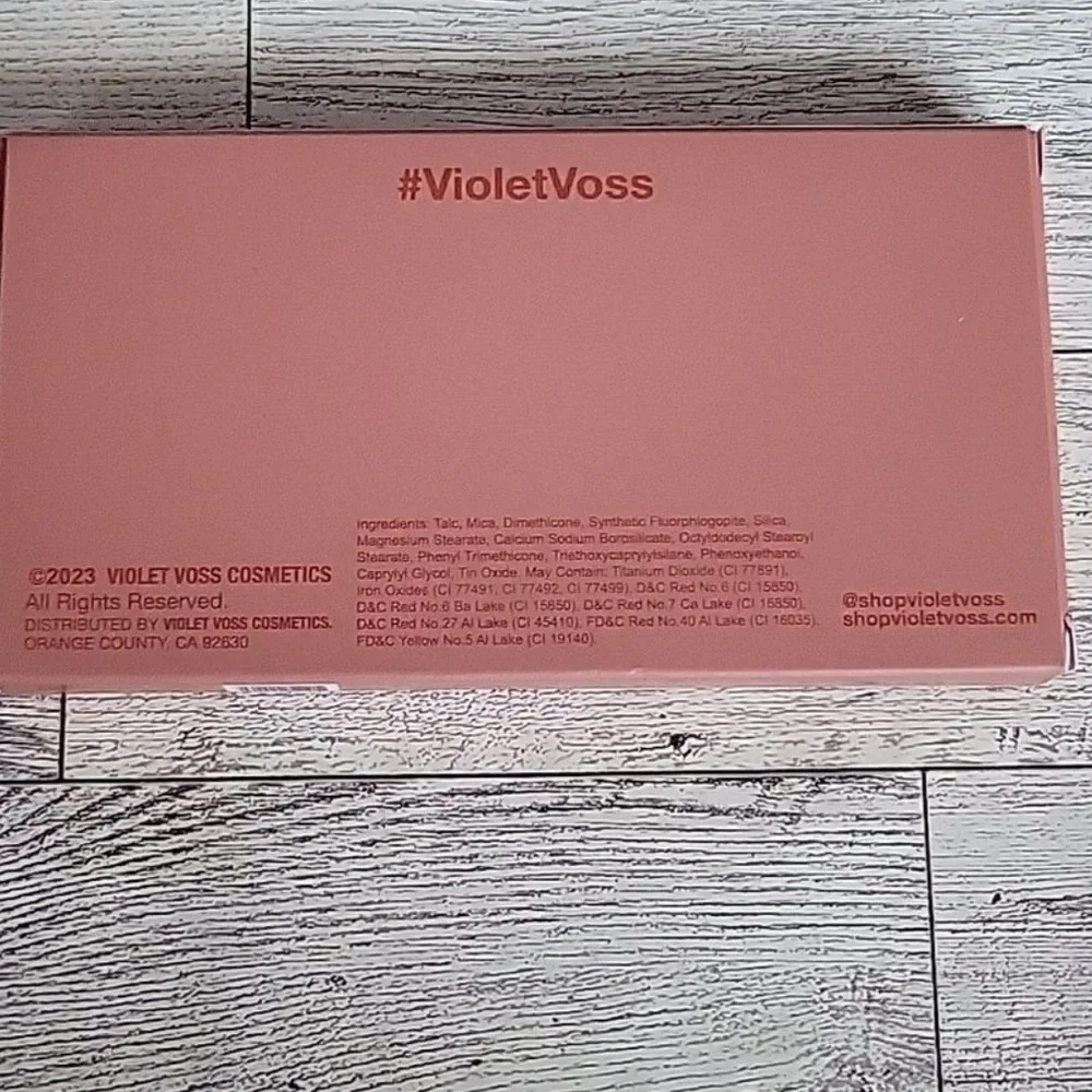 NWT Violet Voss Limited Edition Whispering Rose Blush Face Highlight Palette